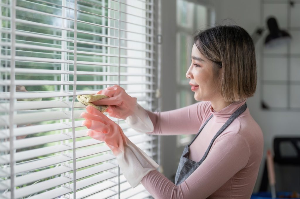 Cleaning-Techniques-for-Blinds